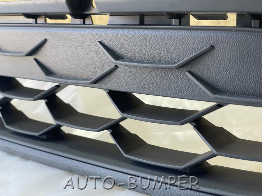 VW Tiguan 2016- Решётка переднего бампера 5NA853677 5NA853677C
